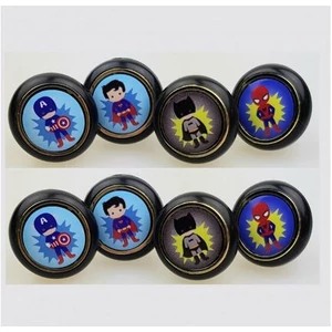 Műanyag gyerekbútorgomb szettben 8db