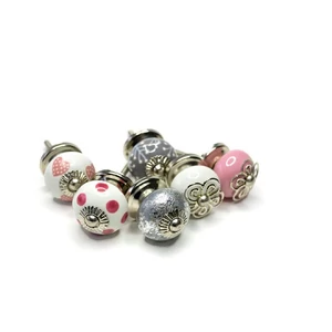 Színes porcelán bútorgomb szettben 6 db