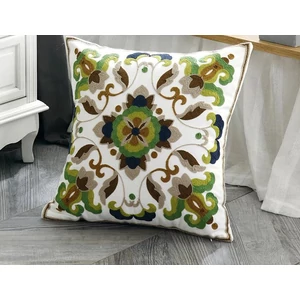 Hímzett díszpárna huzat